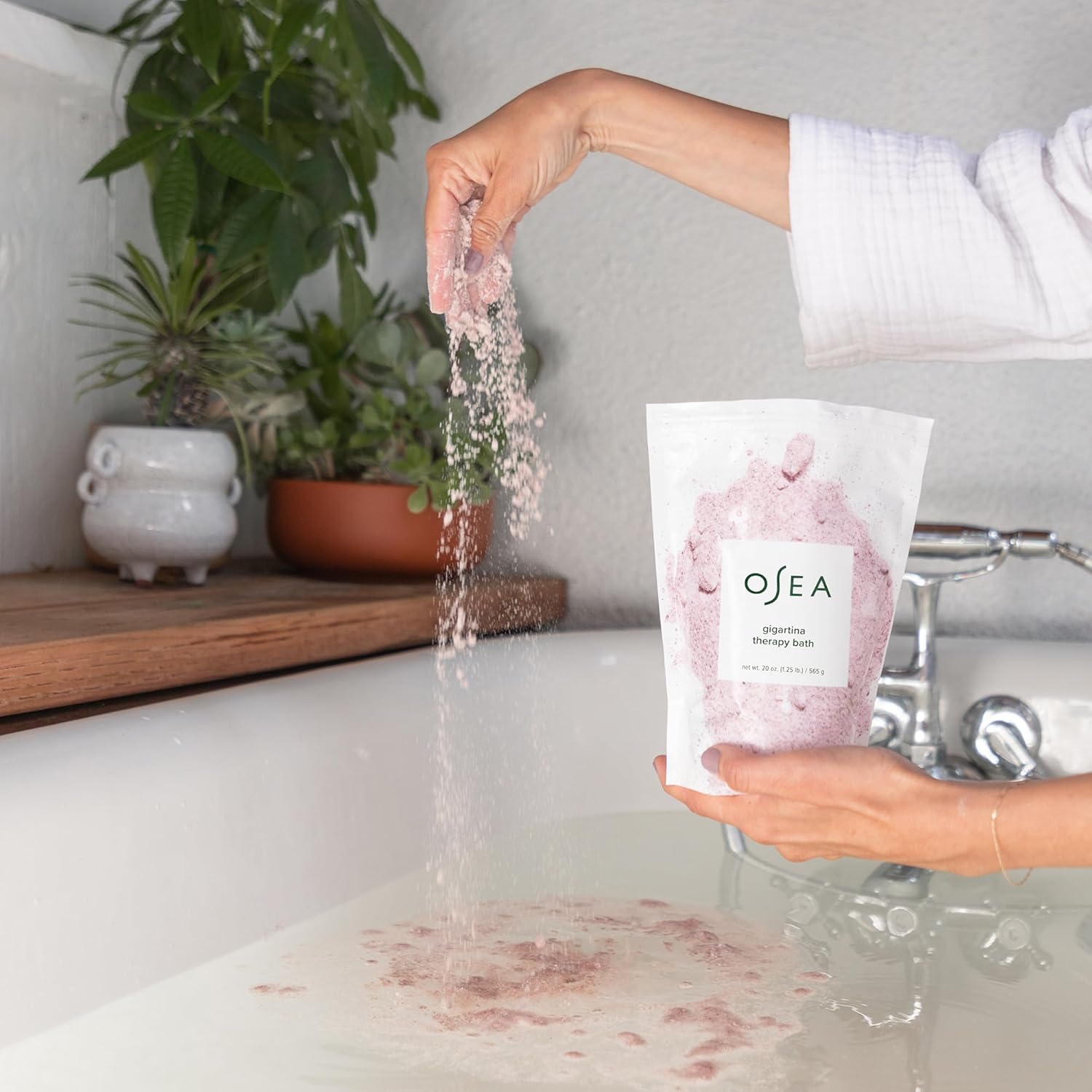 OSEA Gigartina Therapy Bath Soak 20 oz - Made with Gigartina - Luxurious Bath Salts for Women